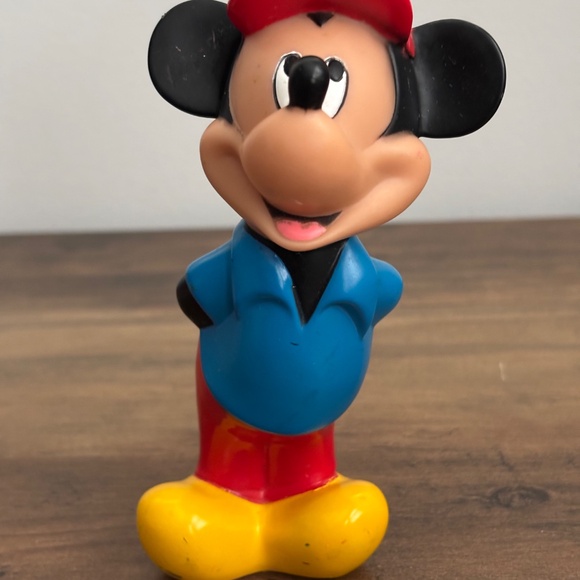 VINTAGE Disne MICKEY MOUSE Toy Figure Hard Plastic Bath Cake Topper Collectible - Picture 10 of 10